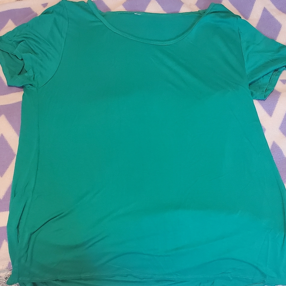T shirt womens